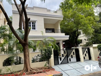 Premium villa for rent in Whitefield Kondapur only for family