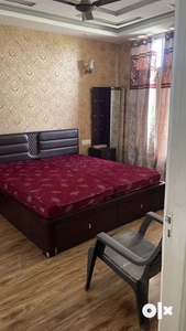 Vip road zirakpur luxury specieus flat