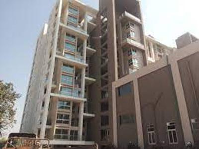 1432 sq ft 3 BHK 2T East facing Apartment for sale at Rs 1.10 crore in 5 Star Royal Entrada in Wakad, Pune