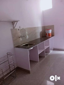 1 room for rent in good condition semi furnished near jk hospital