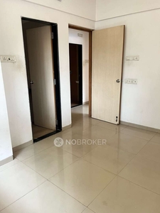2 BHK Flat In Skyline Sparkle for Rent In Nahur West