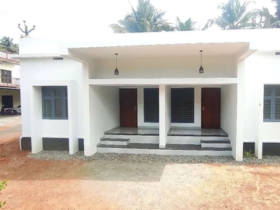 2 BHK for rent near Chenguvetty kottakkal