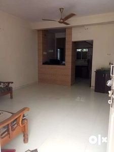 2 BHK Semi furnished flat for Rent Subhanpura with Parking