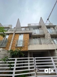 2Bhk fully furnished row house for rent. 25k Rent and 1Lac Deposit.