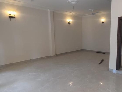 3 Bedroom 160 Sq.Yd. Builder Floor in Chittaranjan Park Delhi