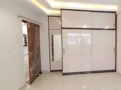 3BHK Spacious, Corner, 3 side open ,Furnished, flat available for rent