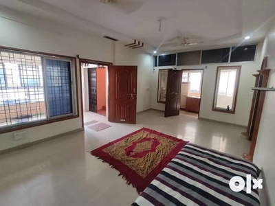 4 BHK House for rent at Narendra Nagar, Nagpur.