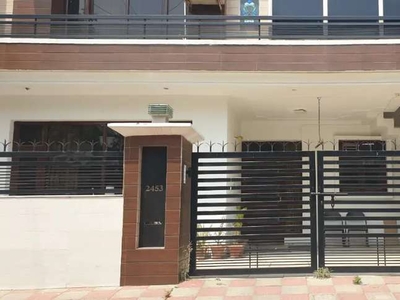 9 bhk kothi for lease only sector 67