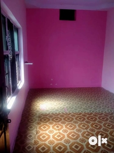 Bose colony me Duplex Ka first floor rent par dena hai