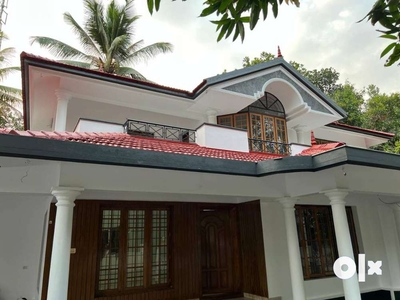 New 4 BHK House for Rent at Kothamangalam Town