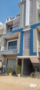 Newly built up 2bhk spacious ground floor flat for rent on road kharar