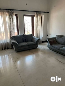 WELL FURNISHED BUNGLOW/VILLA IN MAIN CENTER OF THE CITY