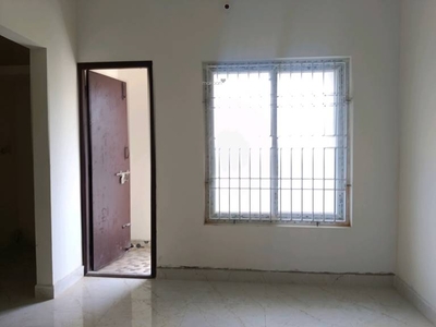 1000 sq ft 3 BHK 2T South facing Completed property Apartment for sale at Rs 58.00 lacs in Project in Madambakkam, Chennai