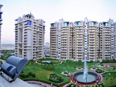 1950 sq ft 3 BHK 4T Apartment for sale at Rs 2.15 crore in Purvanchal Royal Park in Sector 137, Noida