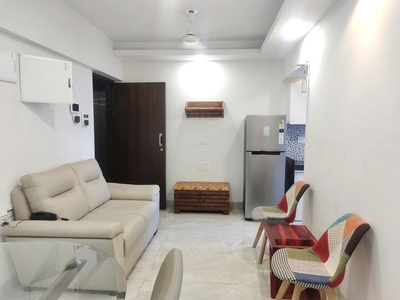 2 BHK Flat for rent in Andheri West, Mumbai - 450 Sqft