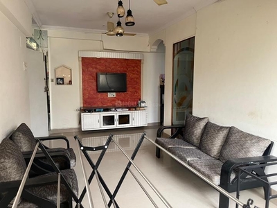 2 BHK Flat for rent in Juhu, Mumbai - 800 Sqft