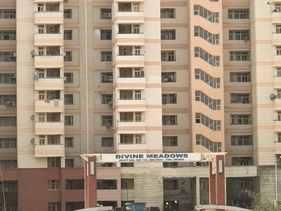 2187 sq ft 3 BHK 3T Apartment for sale at Rs 2.50 crore in Divine Meadows in Sector 108, Noida