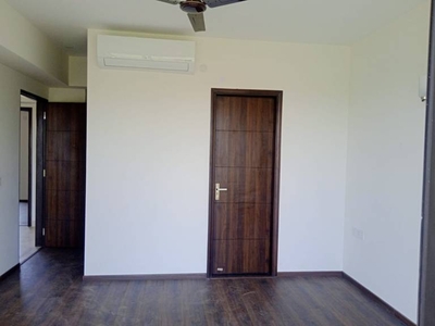 2440 sq ft 3 BHK 3T Apartment for rent in Pioneer Park Presidia at Sector 62, Gurgaon by Agent Investors Junction