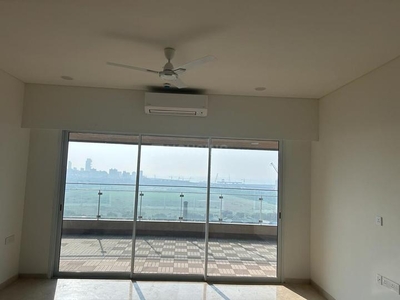 3 BHK Flat for rent in Mahalakshmi, Mumbai - 2550 Sqft