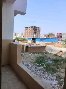 650 sq ft 1 BHK 1T South facing Apartment for sale at Rs 22.75 lacs in Project in Sector 74, Noida