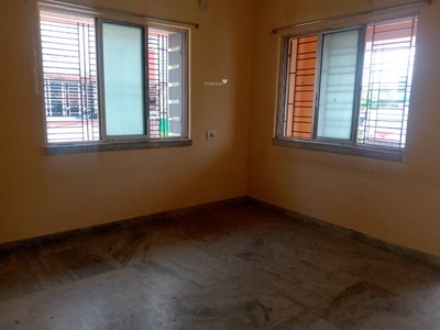 1260 sq ft 3 BHK 2T South facing Apartment for sale at Rs 60.00 lacs in Project in Mukundapur, Kolkata