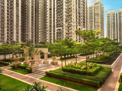 2980 sq ft 4 BHK 4T East facing Apartment for sale at Rs 8.03 crore in DLF One Midtown in Karampura, Delhi