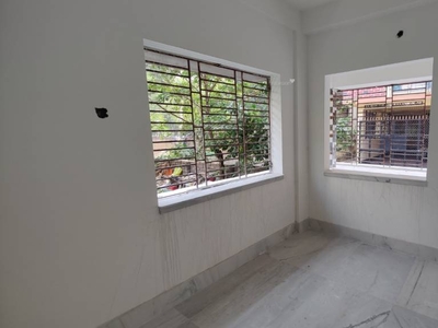 800 sq ft 2 BHK 2T East facing Completed property Apartment for sale at Rs 28.00 lacs in Project in Behala, Kolkata