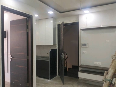 850 sq ft 3 BHK 2T NorthWest facing Completed property BuilderFloor for sale at Rs 1.05 crore in Project in Sector-17 Rohini, Delhi