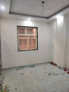 905 sq ft 3 BHK 2T Completed property BuilderFloor for sale at Rs 70.00 lacs in Project in Tri Nagar, Delhi