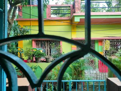 1300 sq ft 2 BHK 2T South facing IndependentHouse for sale at Rs 1.15 crore in Project in Thakurpukur, Kolkata