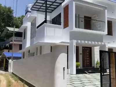 6 cent 4 Bhk New House Just 1.5 Km From Thattamala NH.