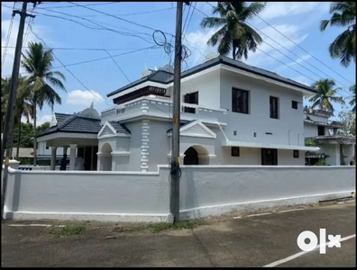 House Close To West Fort 82 lakhs /2100 sqft / 8.5 cents