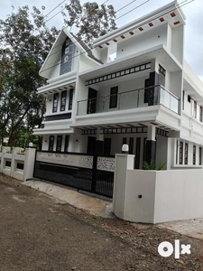 House for sale at pukkattupady kunjattukara