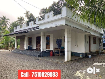 house for. Sale. Mannanam. Kottayam