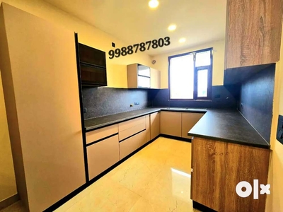Ready to Move Spacious 150 sqr yd 3BHK with Lift Available in Derabass