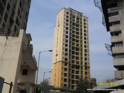2 Bhk Available For Rent In Swastik Park