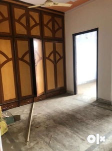 2 bhk flat available for sale in shalimar gardern