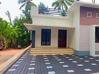 200METER FROM CALICUT HIGWAY NEW 1000SQ FT 5CENTS HOUSE IN AMALA, TSR