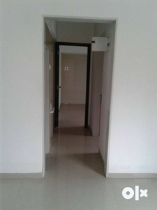 2BHK For Sale in winstone Semi Furnished W/Amenities