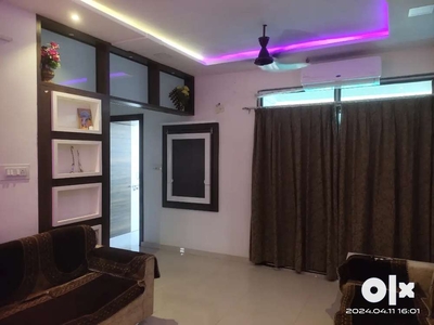 3 BHK Fully Furnished Flat with 24 Hours Water Facility and Power