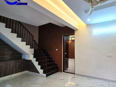 4 Bhk Triplex House Independent In Gated Society