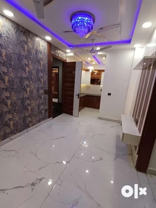 45 gaj mai 1BHK Luxury flats in uttam Nagar only 19 lakh 90% Loan