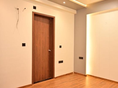 5 Bedroom 4500 Sq.Ft. Builder Floor in Kavi Nagar Ghaziabad
