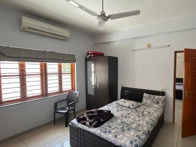 5 Bedroom 525 Sq.Yd. Independent House in Ambawadi Ahmedabad