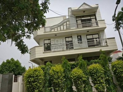 6+ Bedroom 310 Sq.Mt. Independent House in Sector 92 Noida