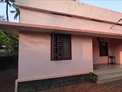 9 cent 3 Bhk House ( 4Years Old ) Keralapuram, Kollam