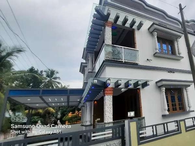 Below 2km to Thrissur round, 4 bedroom just 87L