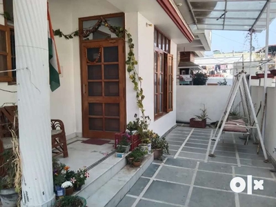 Duplex house 212 gaj for sale at old survey road near cross road mall