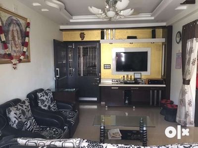 Fully furnished 2BHK luxurious flat for sell in posh area of Gotri.