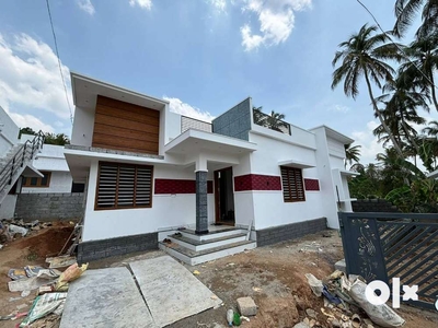 MANNUTHY 960Sqft, 3bhk 4.250cent New Villa, Thrissur